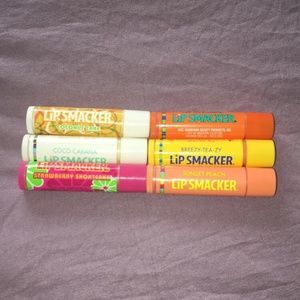 Pack of 6 Fruity Lipsmackers